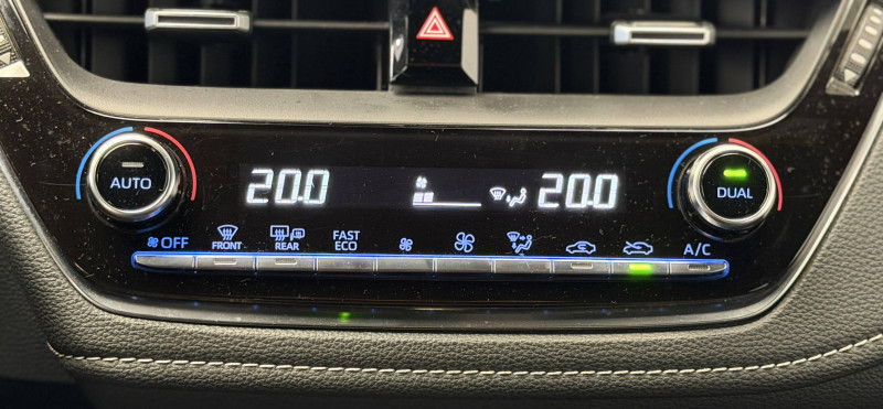 Toyota Corolla Corolla Hybride 122h Dynamic 5p  occasion � PERIGUEUX - photo n�17