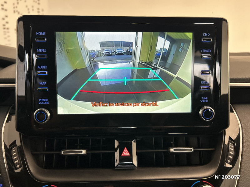 Toyota Corolla Corolla Hybride 122h Dynamic  occasion  Saint-Maximin - photo n14