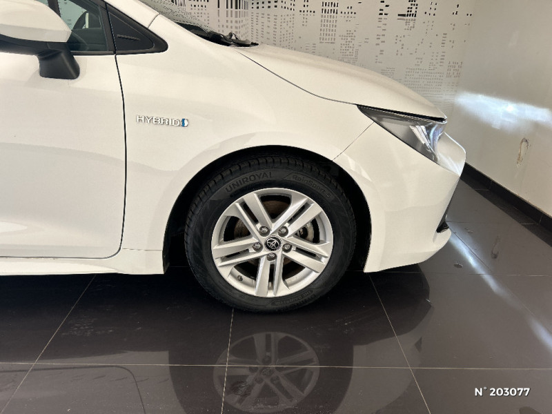 Toyota Corolla Corolla Hybride 122h Dynamic  occasion  Saint-Maximin - photo n8