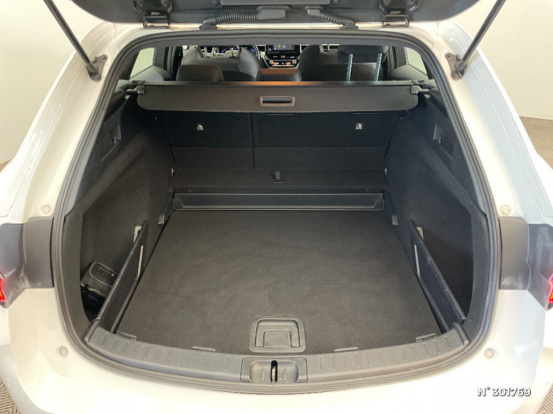 Toyota Corolla Corolla Hybride 140ch Active  occasion  Beauvais - photo n7