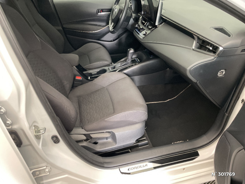 Toyota Corolla Corolla Hybride 140ch Active  occasion  Beauvais - photo n10