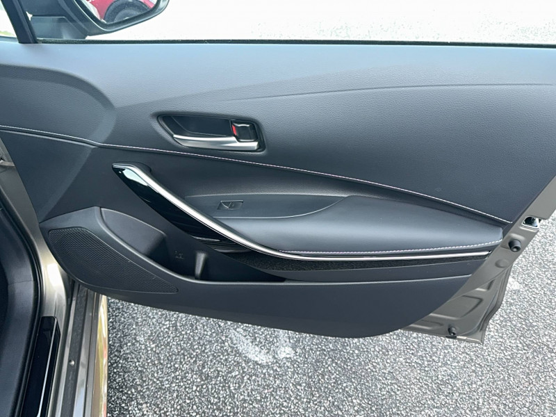 Toyota Corolla Corolla Hybride 140ch Collection 5p  occasion  Brive-la-Gaillarde - photo n13