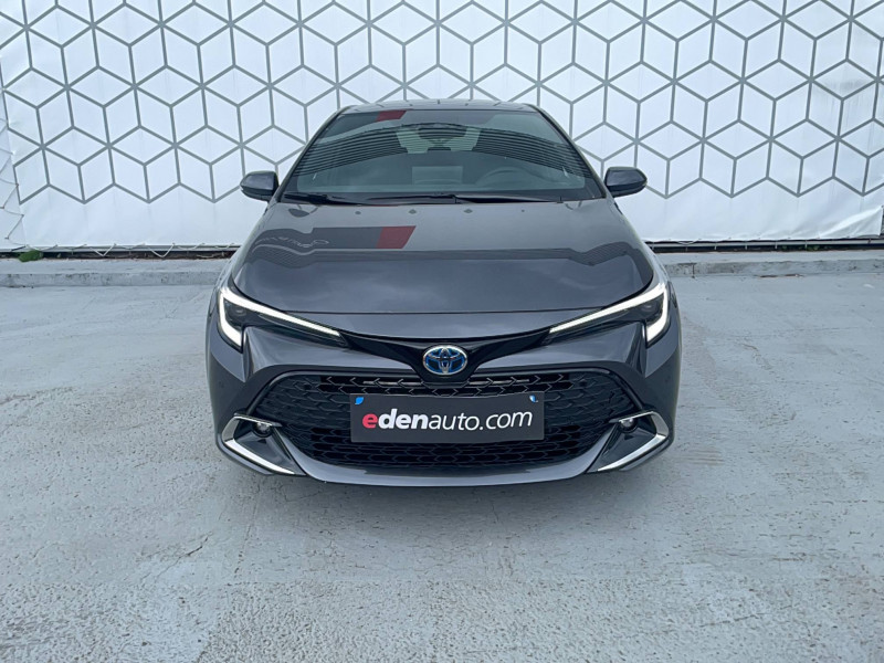 Toyota Corolla Corolla Hybride 140ch Design 5p  occasion  Brive-la-Gaillarde - photo n8