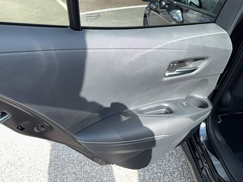 Toyota Corolla Corolla Hybride 140ch Design 5p  occasion  Brive-la-Gaillarde - photo n20
