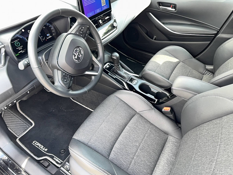 Toyota Corolla Corolla Hybride 140ch Design 5p  occasion  Brive-la-Gaillarde - photo n10