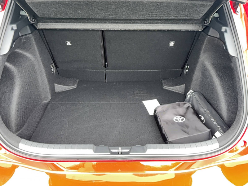 Toyota Corolla Corolla Hybride 140ch Design 5p  occasion  Brive-la-Gaillarde - photo n14