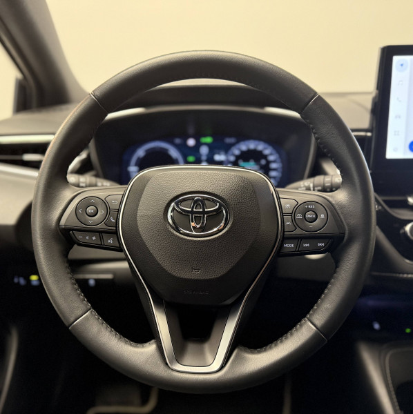 Toyota Corolla Corolla Hybride 140ch Design 5p  occasion  PERIGUEUX - photo n14