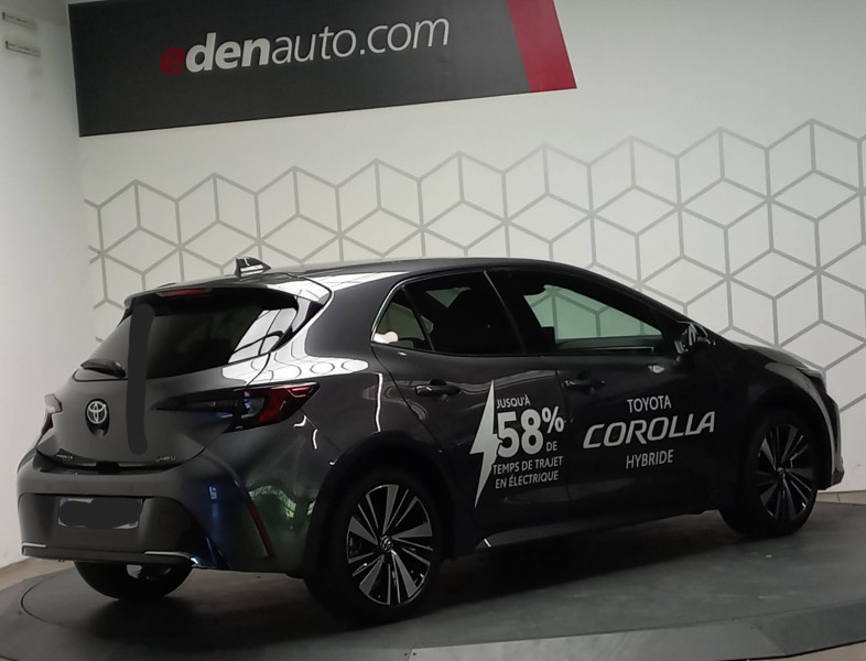 Toyota Corolla Corolla Hybride 140ch Design 5p  occasion  PERIGUEUX - photo n3