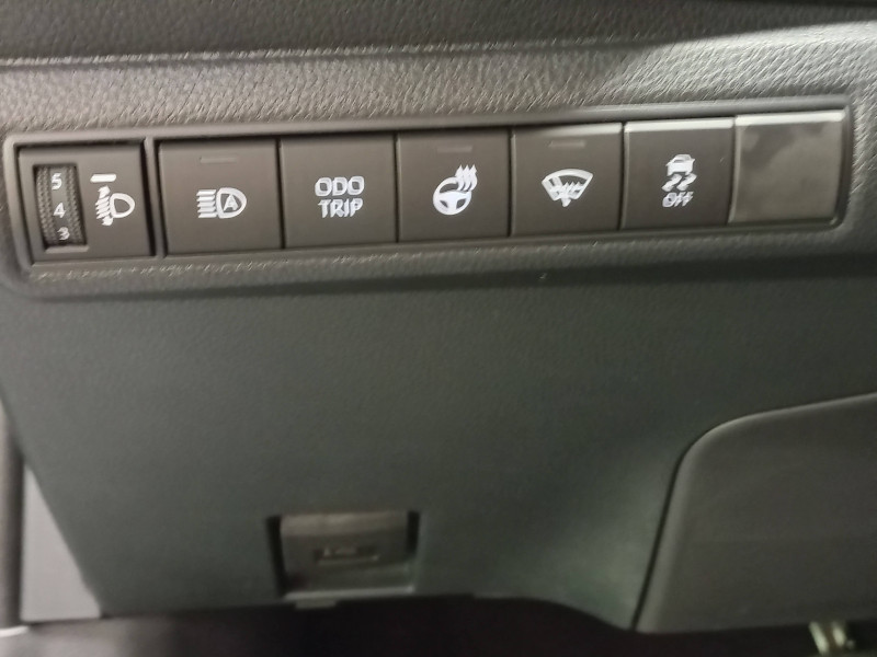 Toyota Corolla Corolla Hybride 140ch Design 5p  occasion  PERIGUEUX - photo n5