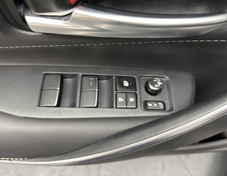 Toyota Corolla Corolla Hybride 140ch Design 5p  occasion  PERIGUEUX - photo n20