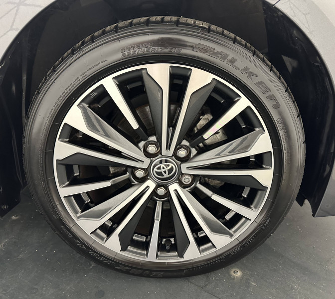 Toyota Corolla Corolla Hybride 140ch Design 5p  occasion  PERIGUEUX - photo n12