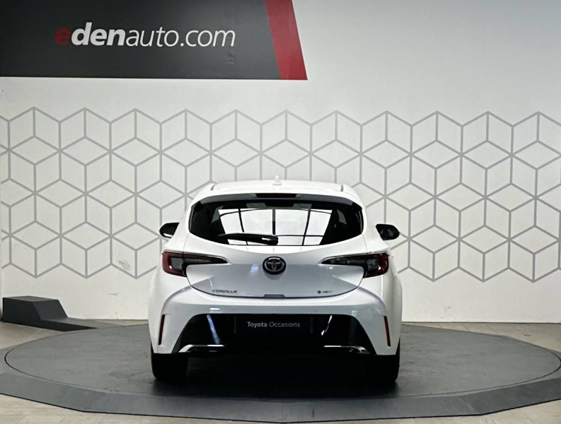 Toyota Corolla Corolla Hybride 140ch Design 5p  occasion  PERIGUEUX - photo n6