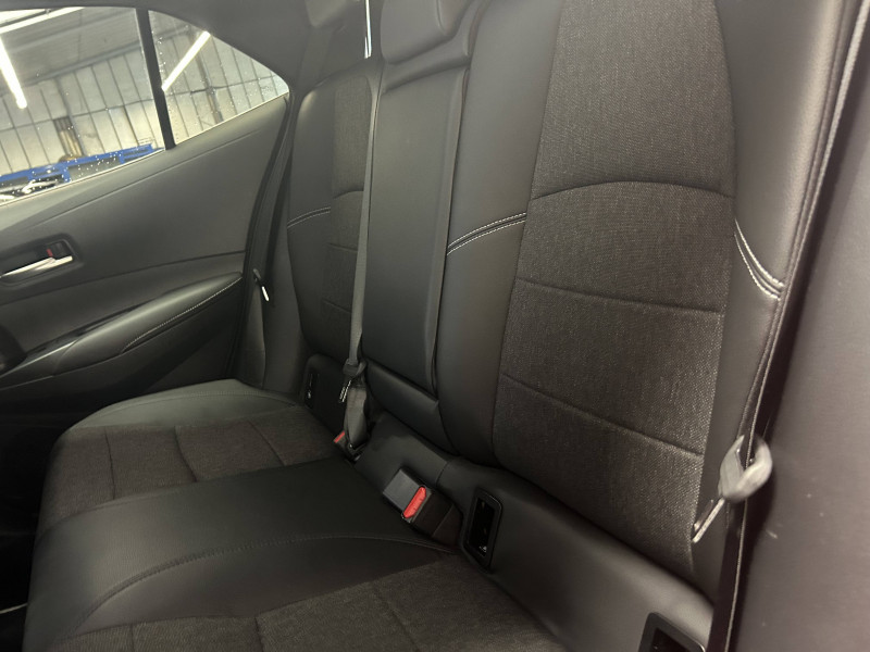 Toyota Corolla Corolla Hybride 140ch Design 5p  occasion  PERIGUEUX - photo n14