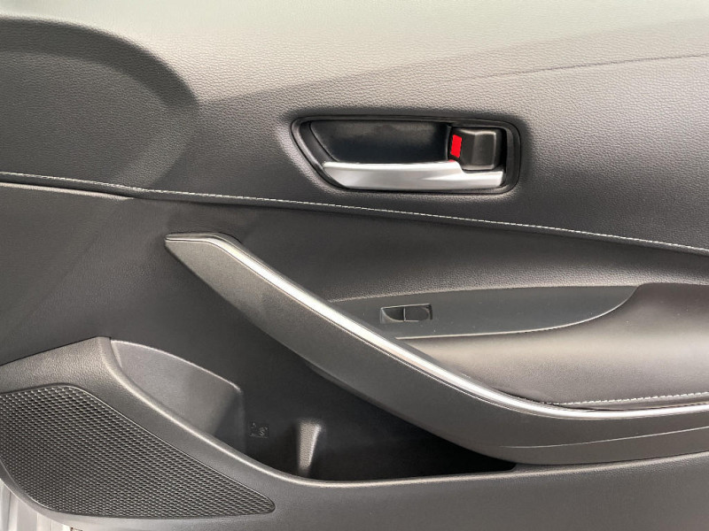 Toyota Corolla Corolla Hybride 140ch Design  occasion � Amiens - photo n�20