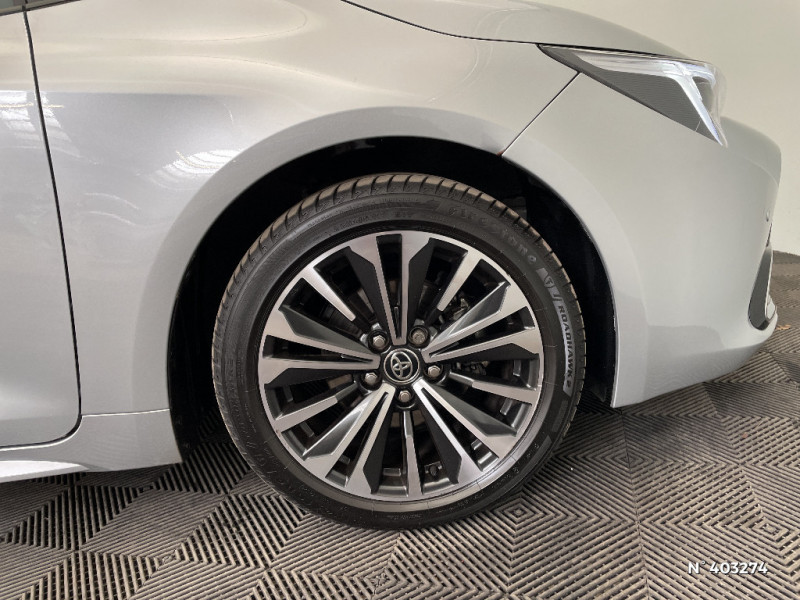 Toyota Corolla Corolla Hybride 140ch Design  occasion � Amiens - photo n�8