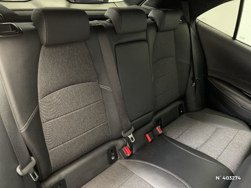 Toyota Corolla Corolla Hybride 140ch Design  occasion � Amiens - photo n�11