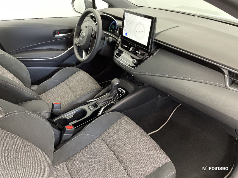 Toyota Corolla Corolla Hybride 140ch Design  occasion  Saint-Quentin - photo n10