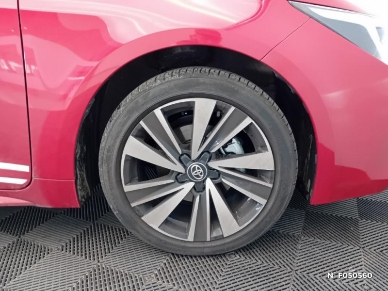 Toyota Corolla Corolla Hybride 140ch Design  occasion  Jaux - photo n8