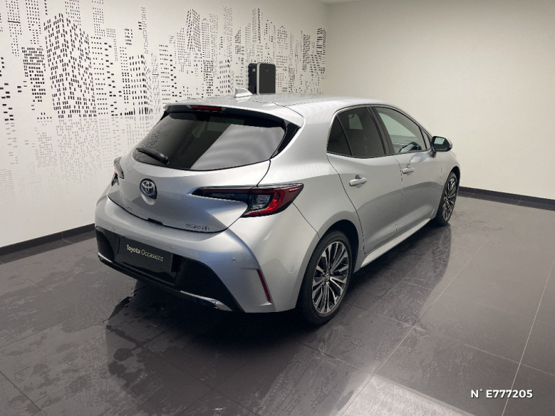 Toyota Corolla Corolla Hybride 140ch Design  occasion  Saint-Maximin - photo n4