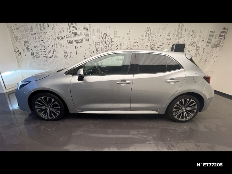 Toyota Corolla Corolla Hybride 140ch Design  occasion  Saint-Maximin - photo n2