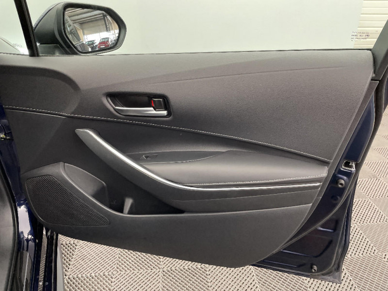 Toyota Corolla Corolla Hybride 140ch Design  occasion  Saint-Quentin - photo n19