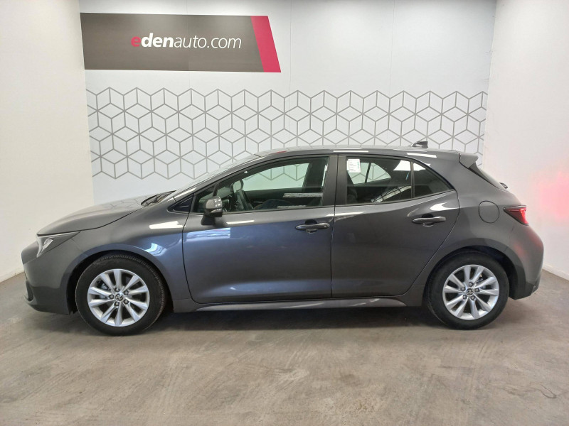 Toyota Corolla Corolla Hybride 140ch Dynamic 5p  occasion  Saint-Laurent-des-Vignes - photo n2