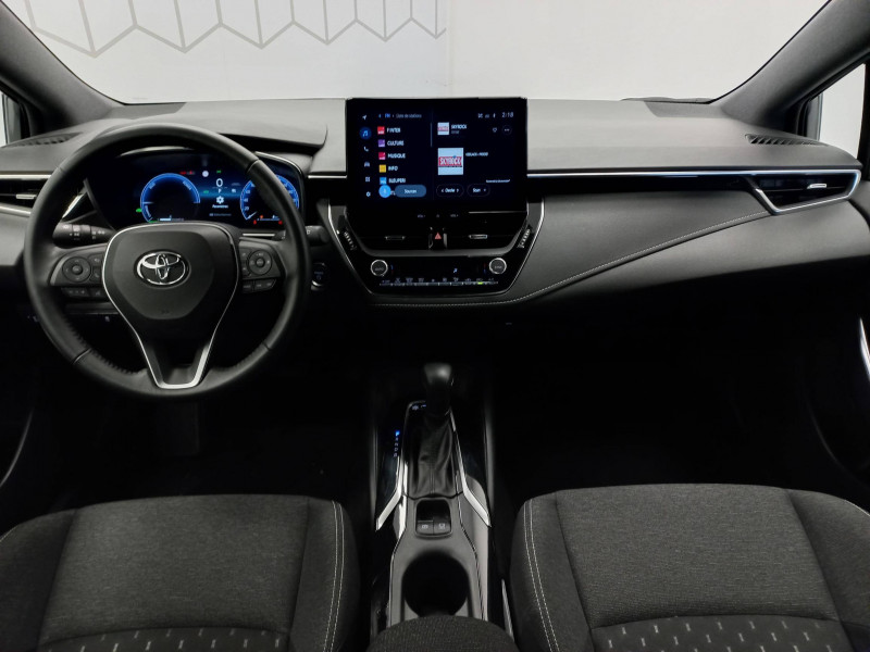 Toyota Corolla Corolla Hybride 140ch Dynamic 5p  occasion  Saint-Laurent-des-Vignes - photo n4