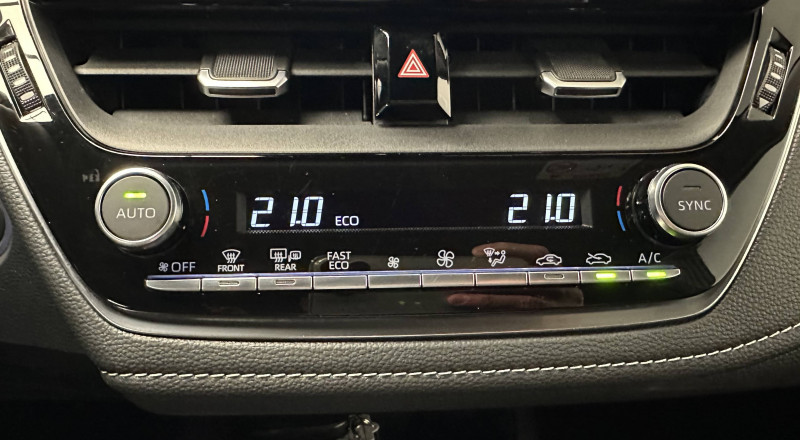 Toyota Corolla Corolla Hybride 140ch Dynamic 5p  occasion  PERIGUEUX - photo n16