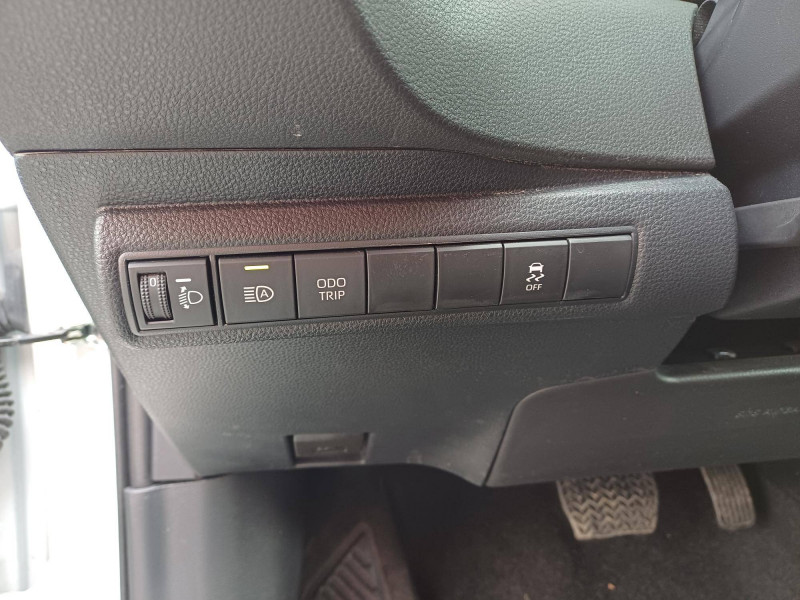 Toyota Corolla Corolla Hybride 140ch Dynamic 5p  occasion � PERIGUEUX - photo n�15