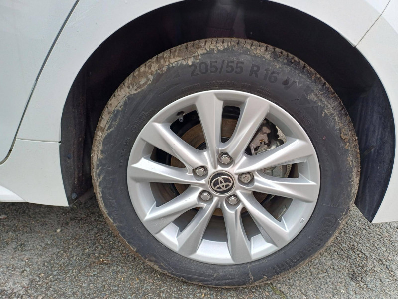 Toyota Corolla Corolla Hybride 140ch Dynamic 5p  occasion � PERIGUEUX - photo n�10