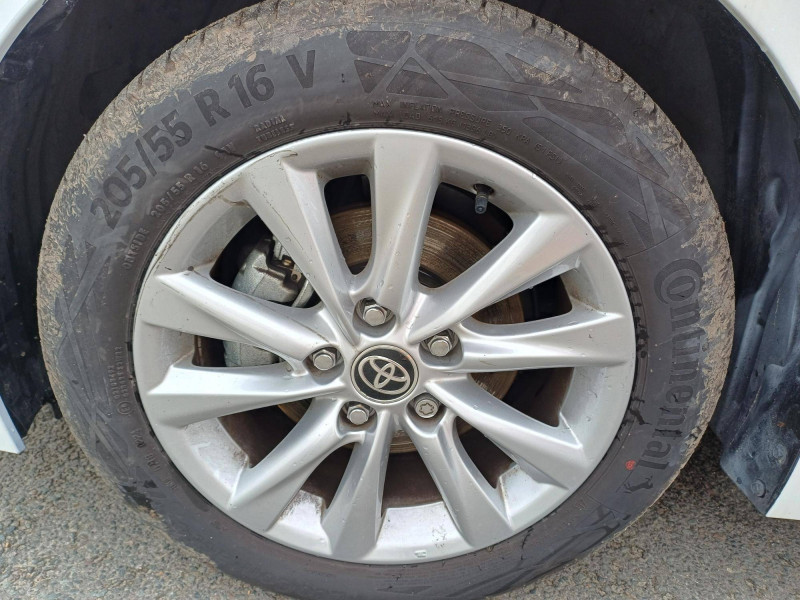 Toyota Corolla Corolla Hybride 140ch Dynamic 5p  occasion � PERIGUEUX - photo n�11