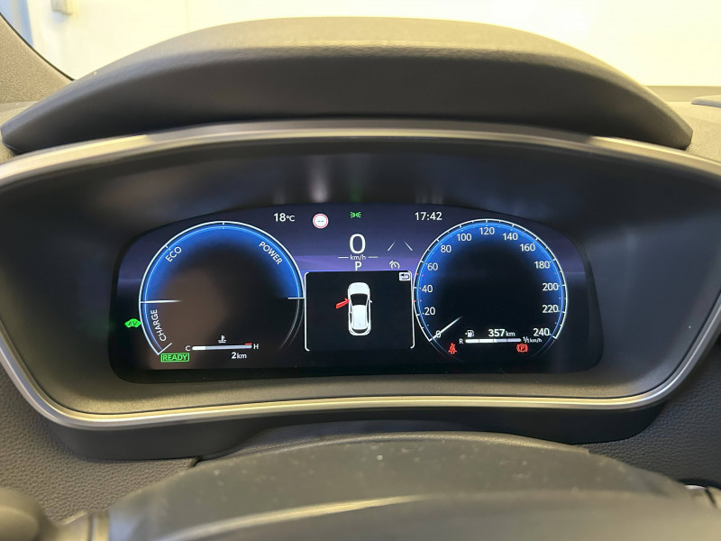 Toyota Corolla Corolla Hybride 140ch Dynamic Business 5p  occasion � Montauban - photo n�11