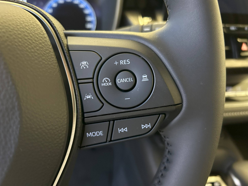 Toyota Corolla Corolla Hybride 140ch Dynamic Business 5p  occasion  Montauban - photo n13