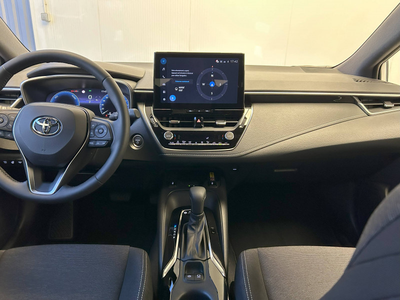 Toyota Corolla Corolla Hybride 140ch Dynamic Business 5p  occasion  Montauban - photo n8