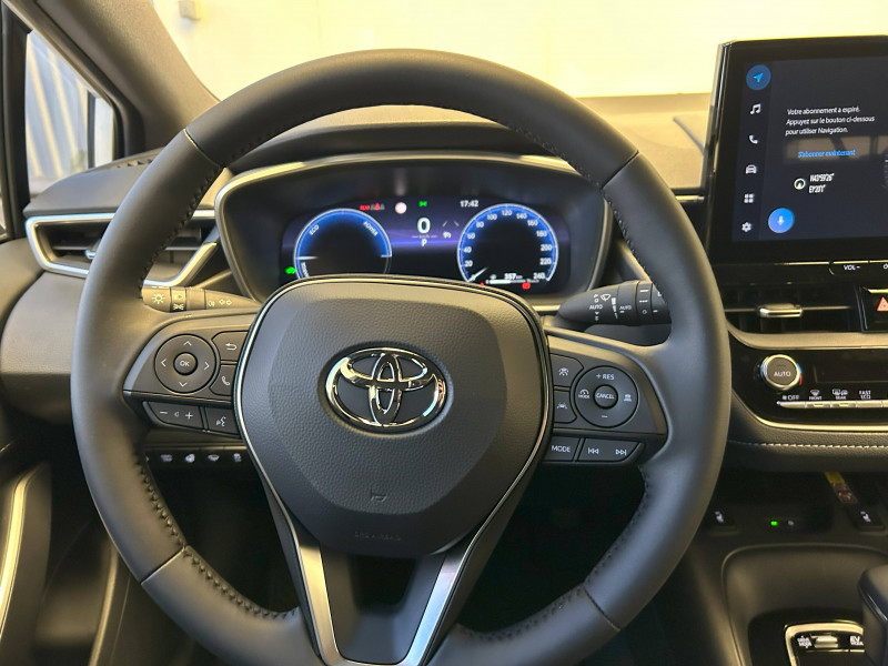 Toyota Corolla Corolla Hybride 140ch Dynamic Business 5p  occasion  Montauban - photo n10
