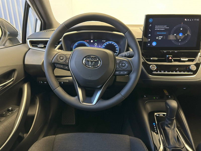 Toyota Corolla Corolla Hybride 140ch Dynamic Business 5p  occasion  Montauban - photo n9