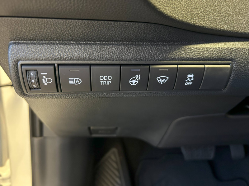 Toyota Corolla Corolla Hybride 140ch Dynamic Business 5p  occasion  Montauban - photo n20