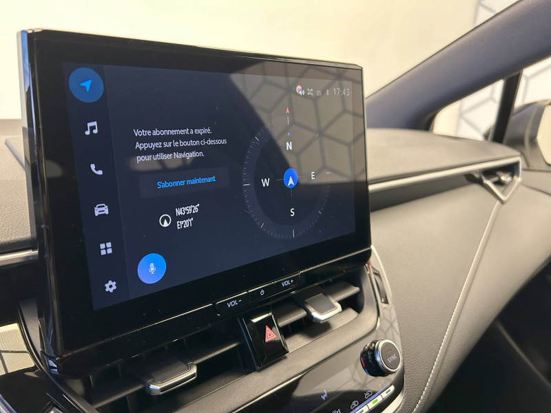 Toyota Corolla Corolla Hybride 140ch Dynamic Business 5p  occasion � Montauban - photo n�16