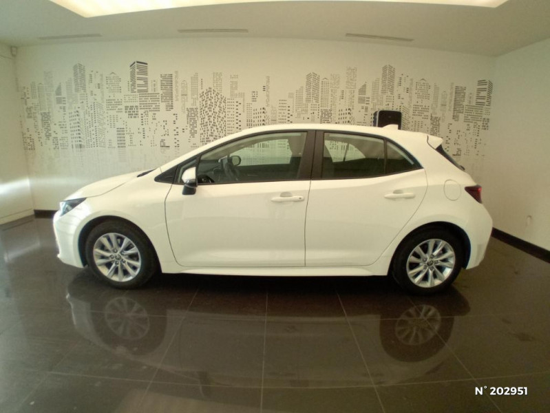 Toyota Corolla Corolla Hybride 140ch Dynamic  occasion  Saint-Maximin - photo n2