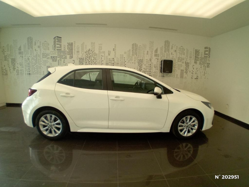 Toyota Corolla Corolla Hybride 140ch Dynamic  occasion  Saint-Maximin - photo n5