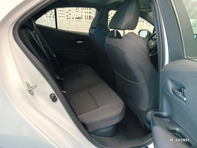 Toyota Corolla Corolla Hybride 140ch Dynamic  occasion  Saint-Maximin - photo n11