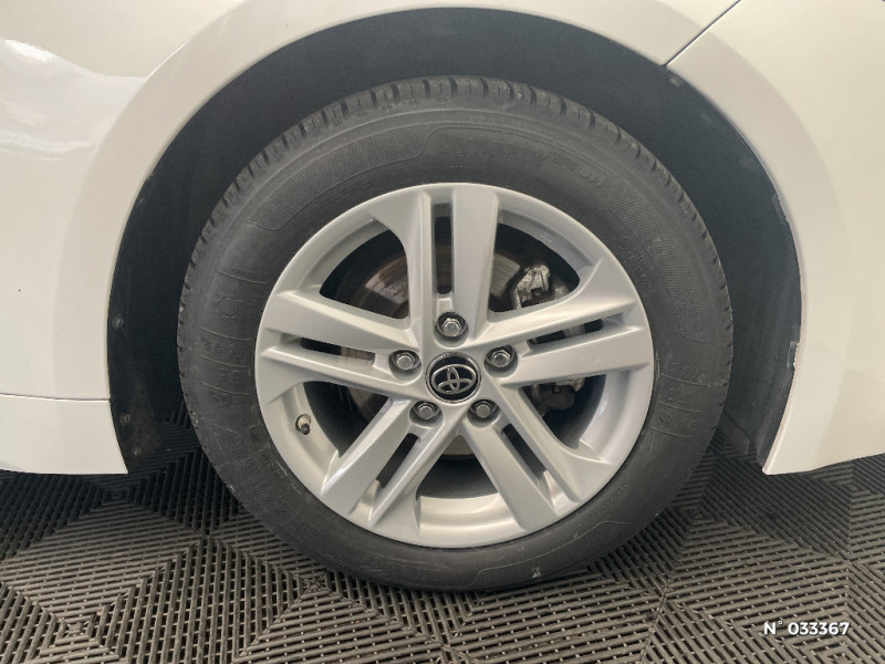 Toyota Corolla Corolla Hybride 140ch Dynamic  occasion � Seynod - photo n�8