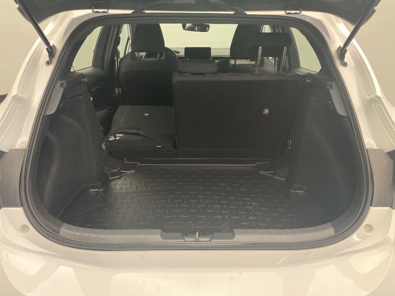 Toyota Corolla Corolla Hybride 140ch Dynamic  occasion � Seynod - photo n�16