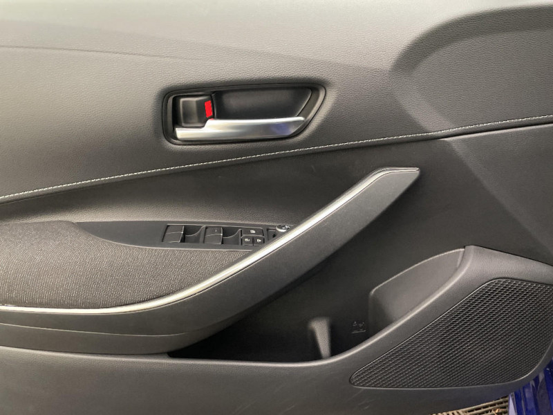 Toyota Corolla Corolla Hybride 140ch Dynamic  occasion � Amiens - photo n�19