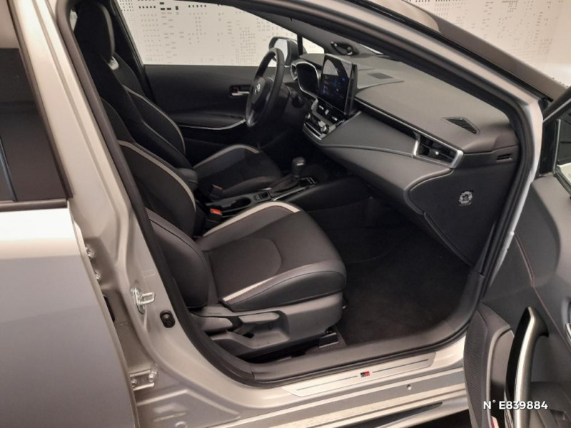 Toyota Corolla Corolla Hybride 140ch GR Sport  occasion  Saint-Maximin - photo n10