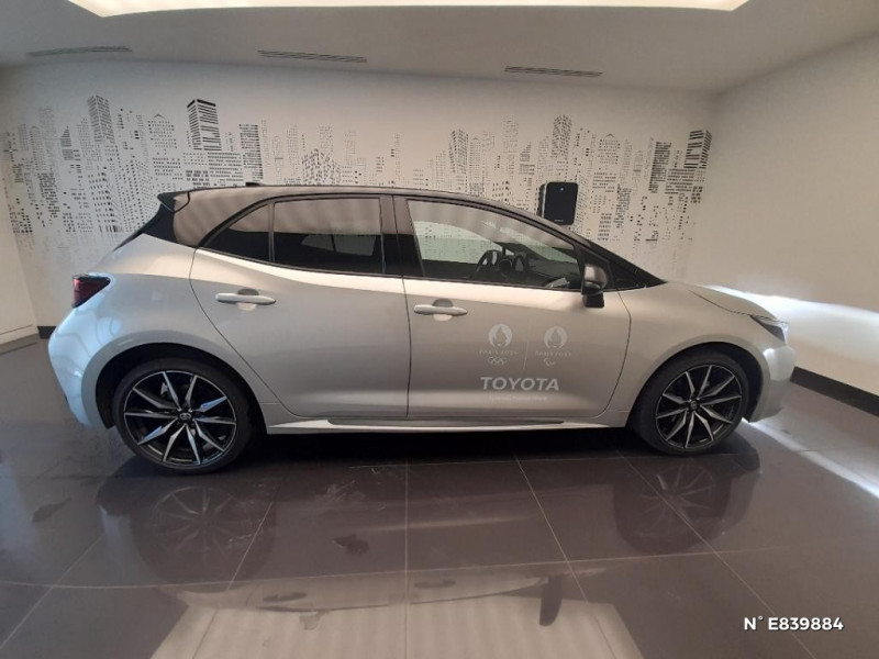 Toyota Corolla Corolla Hybride 140ch GR Sport  occasion  Saint-Maximin - photo n5