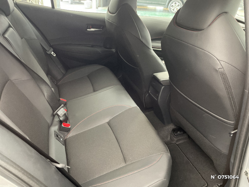 Toyota Corolla Corolla Hybride 140ch GR Sport  occasion  Saint-Quentin - photo n11