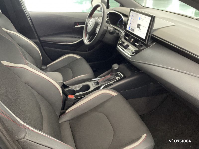 Toyota Corolla Corolla Hybride 140ch GR Sport  occasion  Saint-Quentin - photo n10