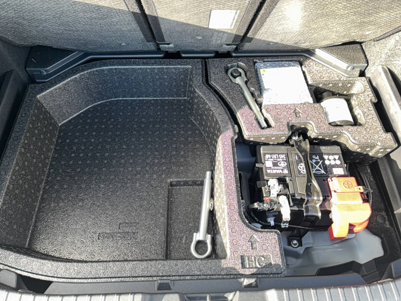 Toyota Corolla Corolla Hybride 196ch GR Sport 5p  occasion  Villenave-d'Ornon - photo n12