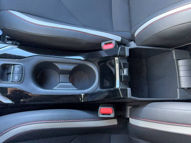 Toyota Corolla Corolla Hybride 196ch GR Sport 5p  occasion  Villenave-d'Ornon - photo n20